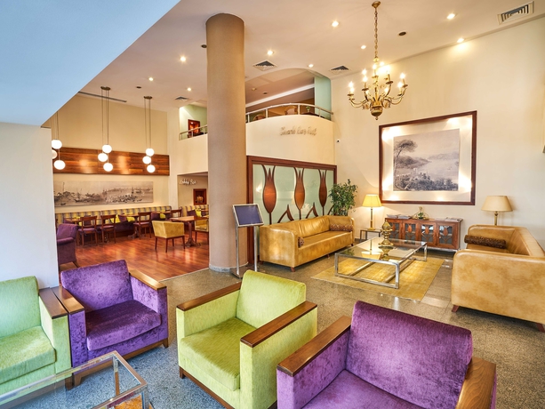 Imagen del bar/restaurante del Hotel Feronya. Foto 5