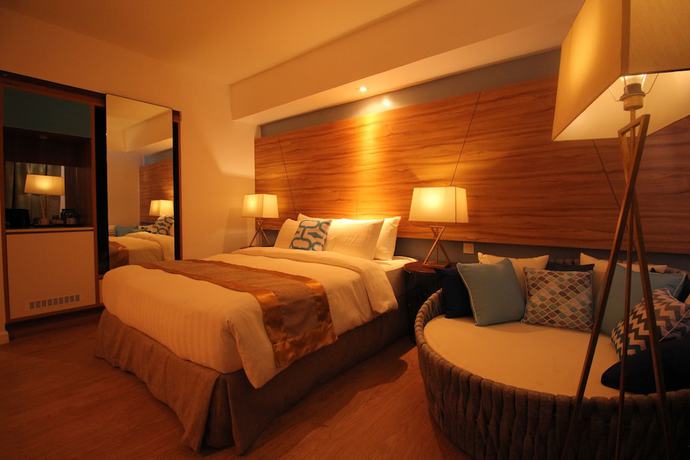 Imagen de la habitación del Hotel Ferra And Garden Suites. Foto 12