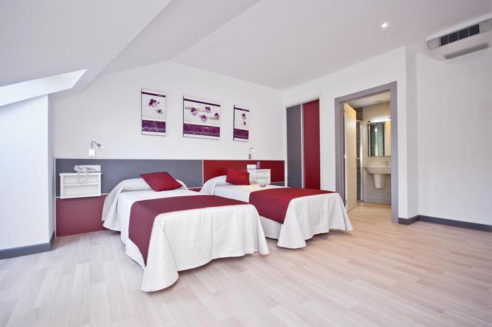 Imagen de la habitación del Hotel Ferramenteiro Portomarin. Foto 7