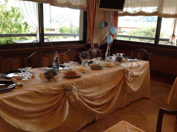 Imagen del bar/restaurante del Hotel Ferranti. Foto 4