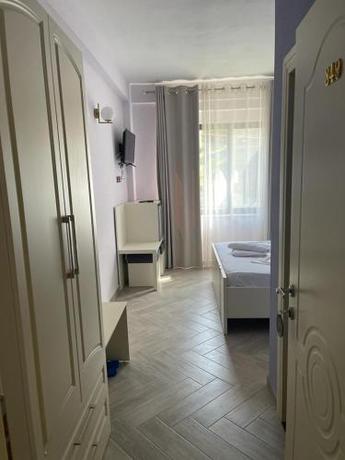 Imagen general del Hotel Ferrara, Bashkia Durr&euml;s. Foto 11