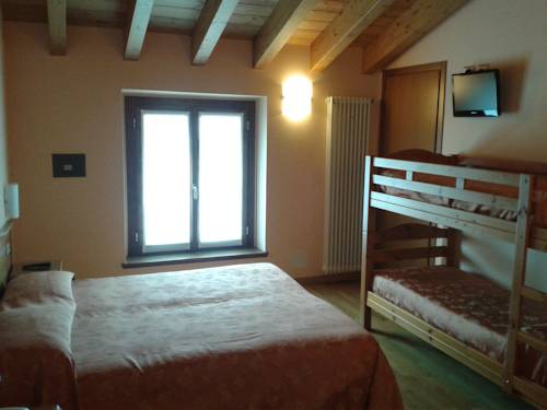 Imagen de la habitación del Hotel Ferrari, Castione Della Presolana. Foto 1