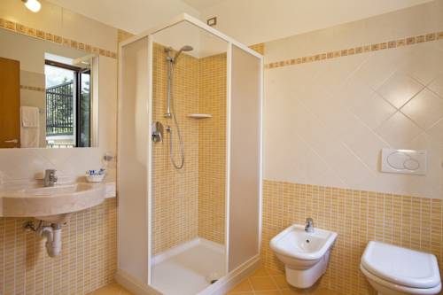 Imagen de la habitación del Hotel Ferrari, Castione Della Presolana. Foto 6