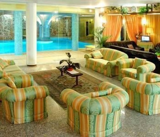 Imagen de los interiores del Hotel Ferrari, Salsominore. Foto 20
