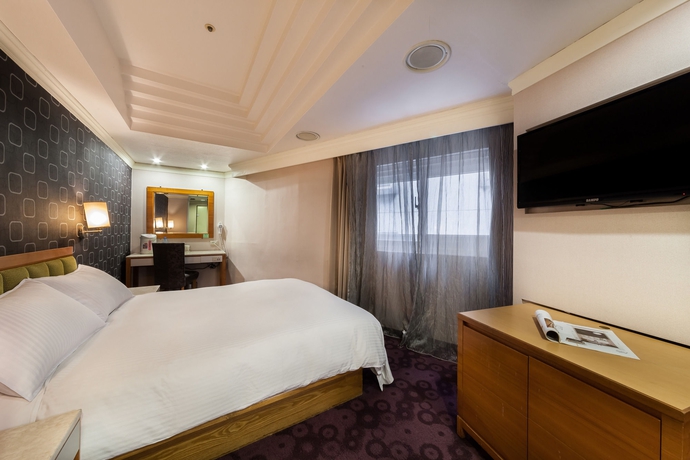 Imagen de la habitación del Hotel Ferrary. Foto 11