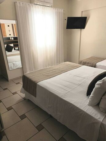 Imagen de la habitación del Hotel Ferraz. Foto 22