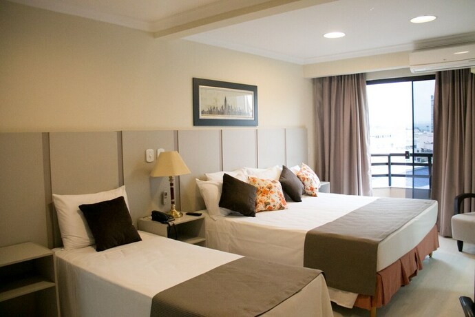 Imagen de la habitación del Hotel Ferraz. Foto 26