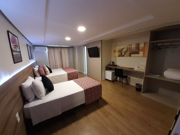 Imagen de la habitación del Hotel Ferraz. Foto 30