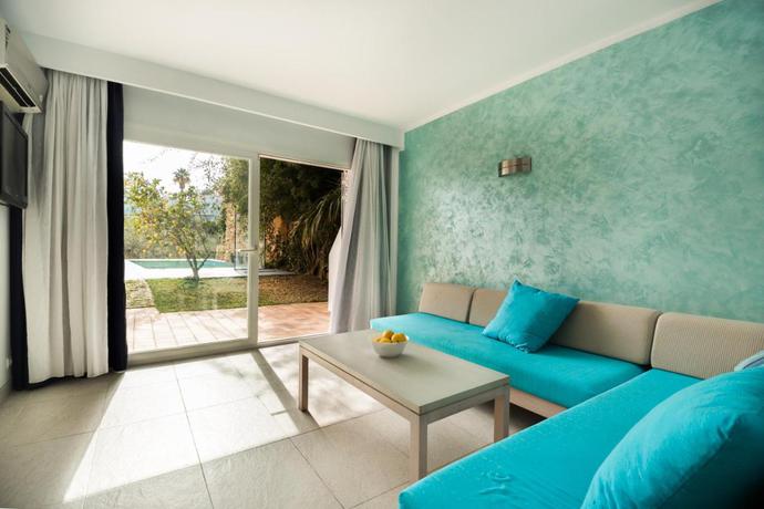 Imagen de la habitación del Hotel Ferrera Beach Suites and Apartments. Foto 9