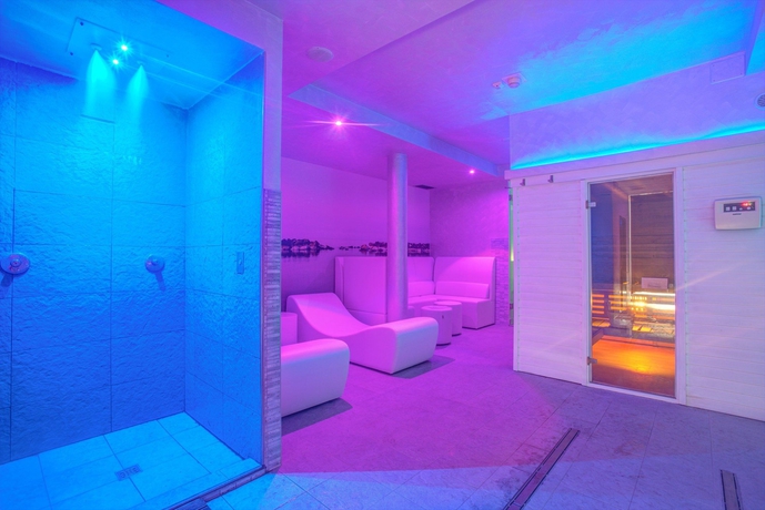 Imagen de los interiores del Hotel Ferretti Beach. Foto 10