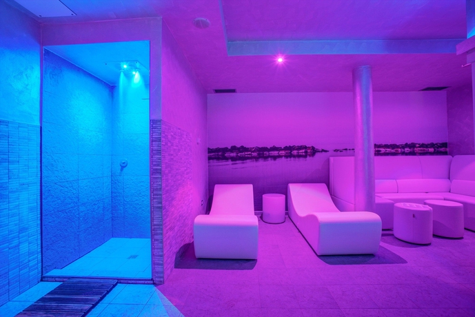 Imagen de los interiores del Hotel Ferretti Beach. Foto 12