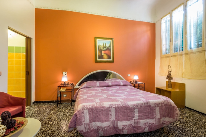 Imagen de la habitación del Hotel Ferretti, Florencia. Foto 11