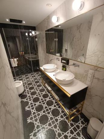 Imagen de la habitación del Hotel Ferreus Modern Art Deco. Foto 13