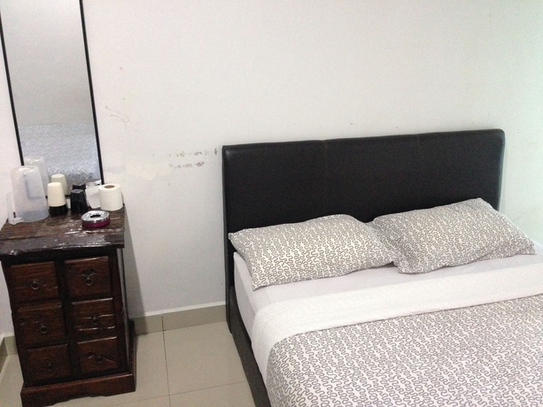 Imagen de la habitación del Hotel Ferringhi Heritage Budget. Foto 12