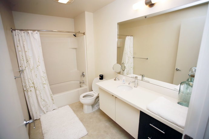 Imagen de la habitación del Hotel Ferris Wheel Waterfront Apartments By Barsala. Foto 11