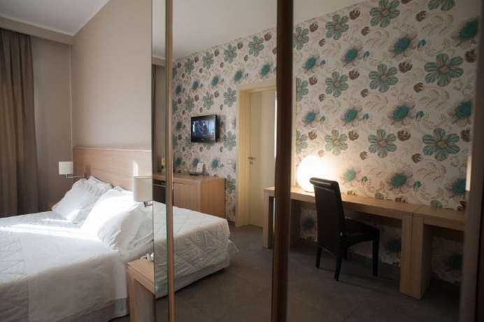 Imagen de la habitación del Hotel Ferrohotel. Foto 9