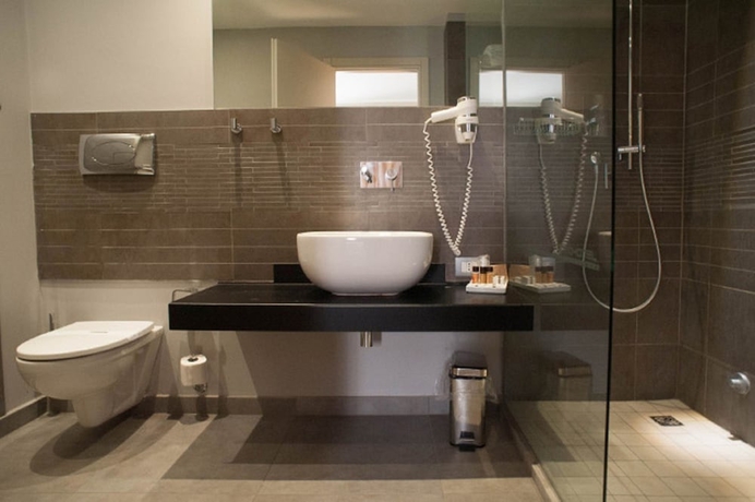 Imagen de la habitación del Hotel Ferrohotel. Foto 13