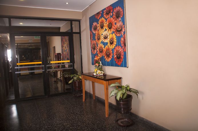 Imagen de los interiores del Hotel Ferrua. Foto 17