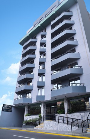 Imagen general del Hotel Ferrua. Foto 1
