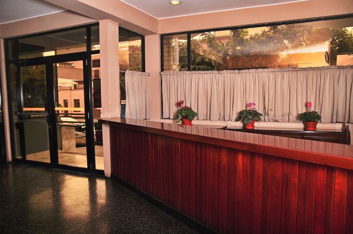 Imagen de los interiores del Hotel Ferrua. Foto 18