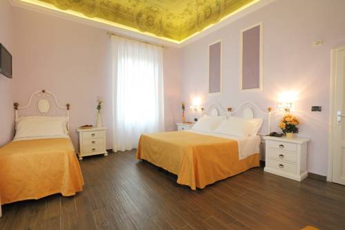 Imagen de la habitación del Hotel Ferrucci, Florencia. Foto 7