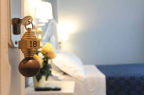 Imagen de la habitación del Hotel Ferrucci, Florencia. Foto 14