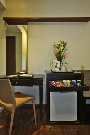 Imagen de la habitación del Hotel Fersal Kalayaan. Foto 3