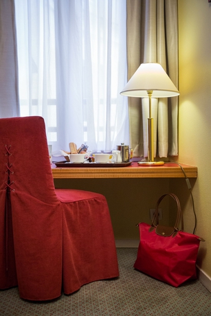 Imagen de la habitación del Hotel Fertel Maillot. Foto 6