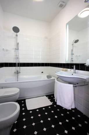 Imagen de la habitación del Hotel Ferton. Foto 15