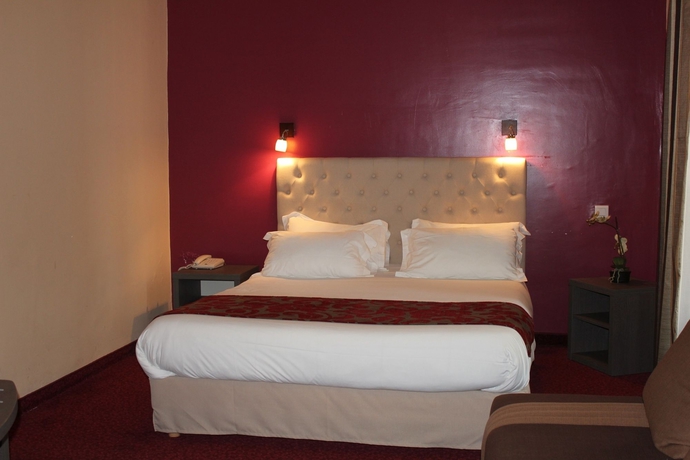 Imagen de la habitación del Hotel Fesch and Spa. Foto 8