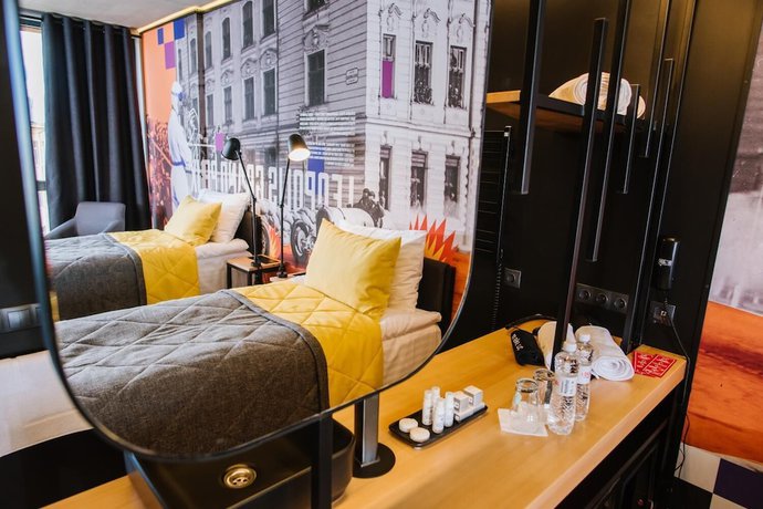 Imagen de la habitación del Hotel Fest. Foto 3