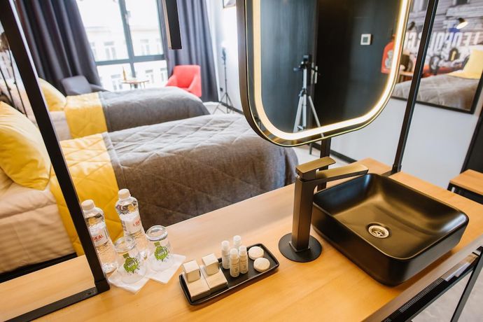 Imagen de la habitación del Hotel Fest. Foto 5