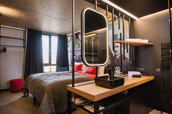 Imagen de la habitación del Hotel Fest. Foto 13