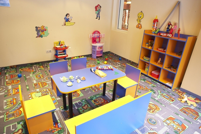 Imagen de los interiores del Hotel Festa Chamkoria. Foto 12