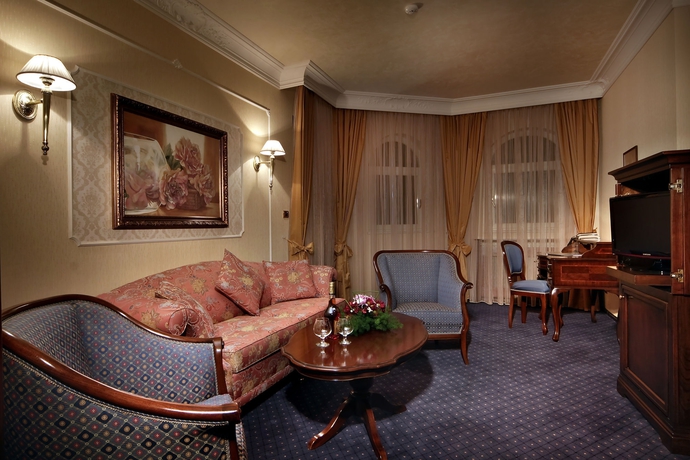 Imagen de los interiores del Hotel Festa Winter Palace. Foto 11