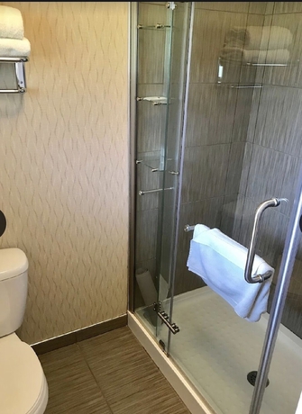 Imagen de la habitación del Hotel Festival Courtyard Inn. Foto 11