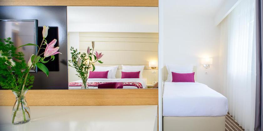 Imagen de la habitación del Hotel Festival, Sarajevo. Foto 4