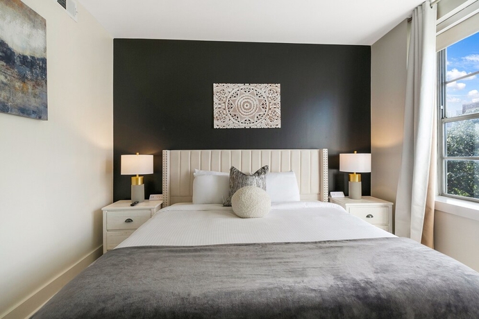 Imagen de la habitación del Hotel Festive 4br Condo In The Heart Of Nola. Foto 5