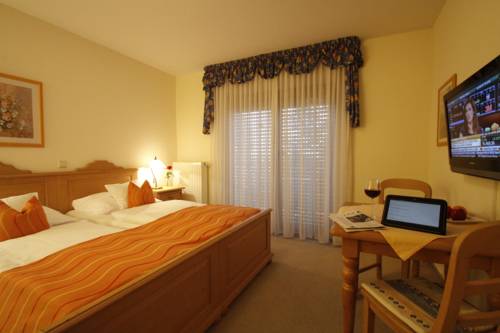 Imagen de la habitación del Hotel Fetzers Landhotel. Foto 8