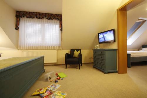 Imagen de la habitación del Hotel Fetzers Landhotel. Foto 10