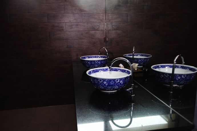 Imagen de la habitación del Hotel Feung Nakorn Balcony Rooms and Cafe. Foto 5