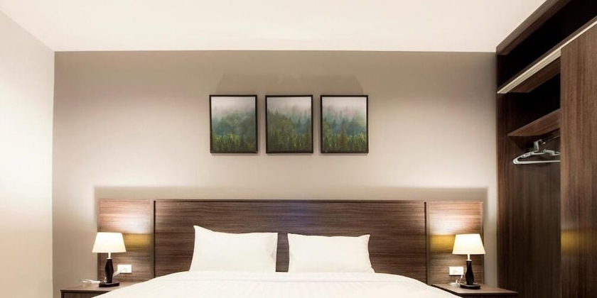 Imagen de la habitación del Hotel Feungfah Litz. Foto 16