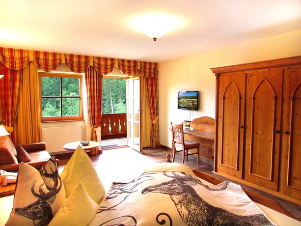 Imagen de la habitación del Hotel Feuriger Tatzlwurm. Foto 4