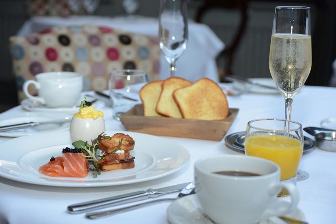 Imagen de los interiores del Hotel Feversham Arms and Verbena Spa. Foto 12
