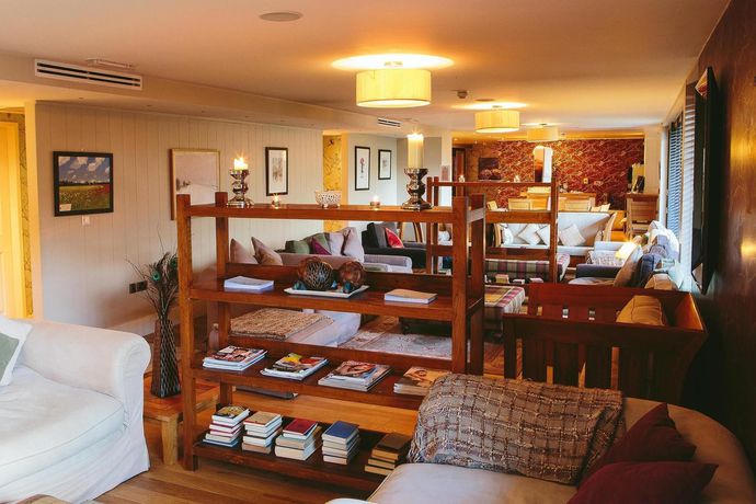 Imagen de los interiores del Hotel Feversham Arms and Verbena Spa. Foto 16