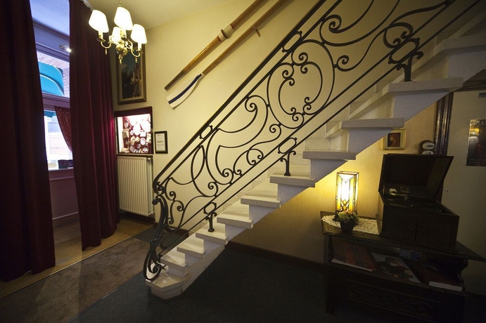 Imagen de los interiores del Hotel Fevery. Foto 15