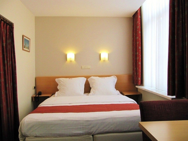 Imagen de la habitación del Hotel Fevery. Foto 11