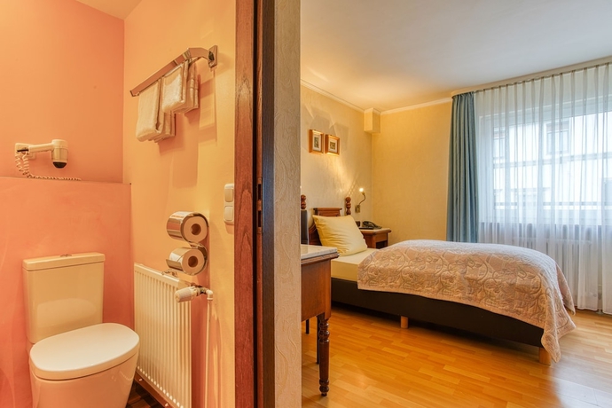 Imagen de la habitación del Hotel Ffande Bavaria. Foto 4