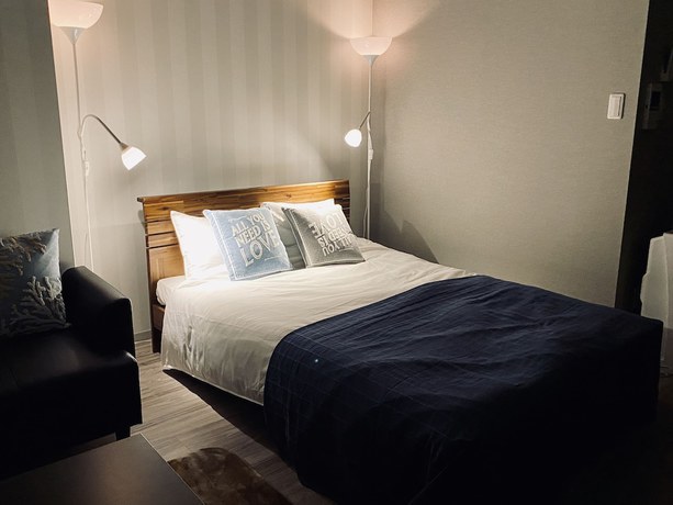 Imagen de la habitación del Hotel Ffosaka.com. Foto 4