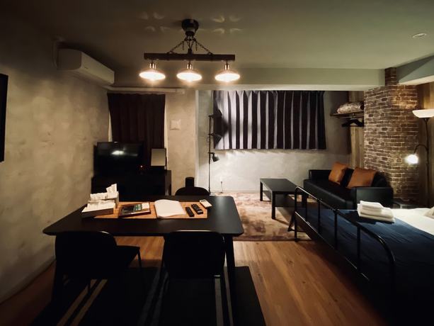 Imagen de la habitación del Hotel Ffosaka.com. Foto 5
